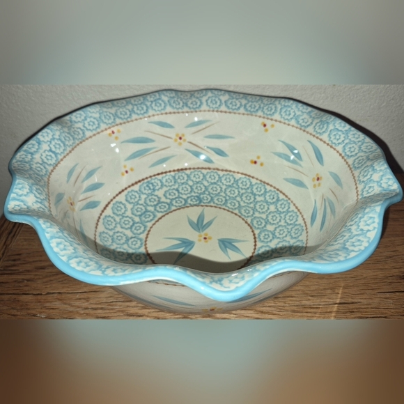 Temptations Other - Tara Temptations Old World Light Blue Ruffled Edge 3 Qt Serving Bowl